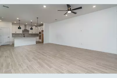 13472 N 157th Lane, Surprise, AZ 85379 - Photo 2