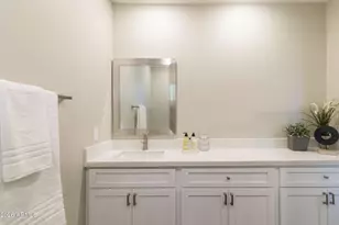 2026 S El Camino Dr, Tempe, AZ 85281 - Photo 20