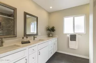 2026 S El Camino Dr, Tempe, AZ 85281 - Photo 24