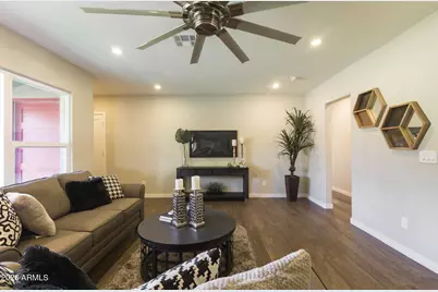 2026 S El Camino Drive, Tempe, AZ 85281 - Photo 8