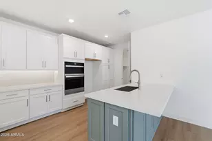 2121 W Sonoran Desert Dr, Phoenix, AZ 85085 - Photo 2