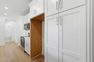 2121 W Sonoran Desert Dr, Phoenix, AZ 85085 - Photo 12