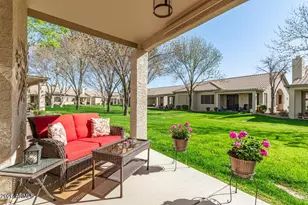 23721 S Pleasant Way, Sun Lakes, AZ 85248 - Photo 2