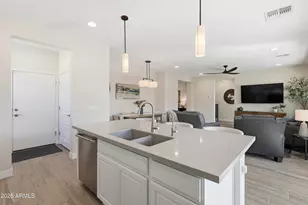 1393 W Calle De Flores, San Tan Valley, AZ 85140 - Photo 8