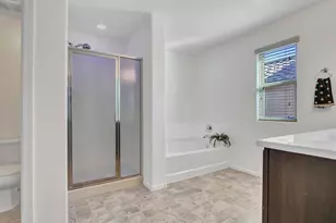 7745 W Bonitos Dr, Phoenix, AZ 85035 - Photo 30