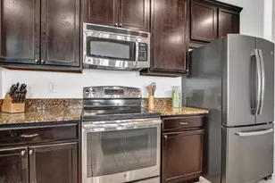 7745 W Bonitos Dr, Phoenix, AZ 85035 - Photo 20