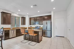 7745 W Bonitos Dr, Phoenix, AZ 85035 - Photo 14