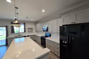 22220 S 208th St, Queen Creek, AZ 85142 - Photo 14