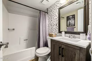 4219 N 69th Ln, Phoenix, AZ 85033 - Photo 20