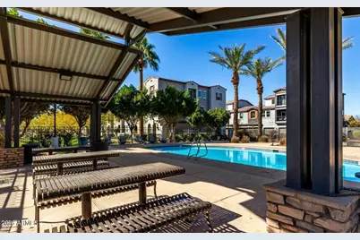 2282 E Hidalgo Avenue, Phoenix, AZ 85040 - Photo 32