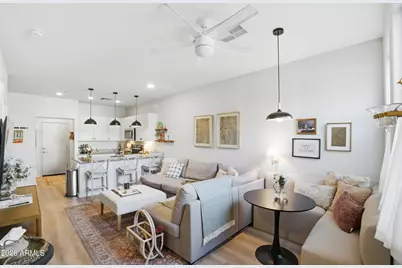 2282 E Hidalgo Avenue, Phoenix, AZ 85040 - Photo 6