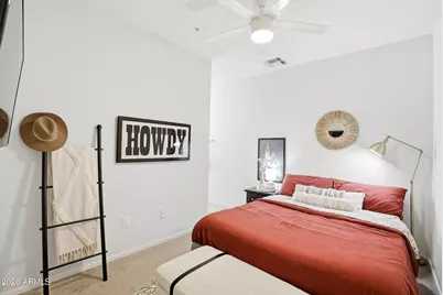 2282 E Hidalgo Avenue, Phoenix, AZ 85040 - Photo 16
