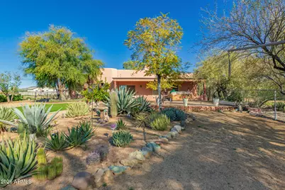 1127 E Joy Ranch Road, Phoenix, AZ 85086 - Photo 30