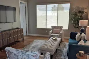 7300 E Earll Dr, Scottsdale, AZ 85251 - Photo 8