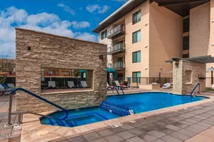 7300 E Earll Dr, Scottsdale, AZ 85251 - Photo 32