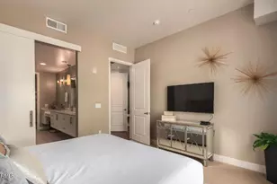 7300 E Earll Dr, Scottsdale, AZ 85251 - Photo 16