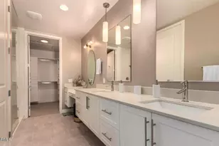 7300 E Earll Dr, Scottsdale, AZ 85251 - Photo 18