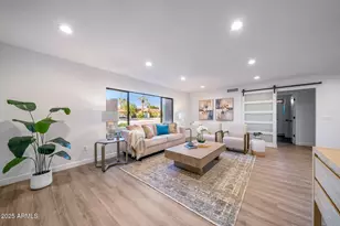 8537 E San Felipe Dr, Scottsdale, AZ 85258 - Photo 10