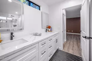 8537 E San Felipe Dr, Scottsdale, AZ 85258 - Photo 24