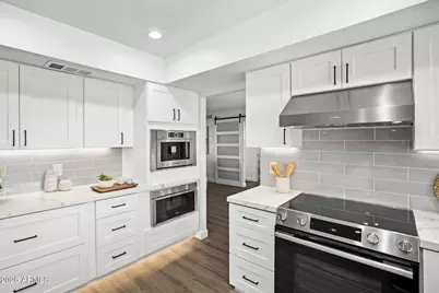 8537 E San Felipe Drive, Scottsdale, AZ 85258 - Photo 16