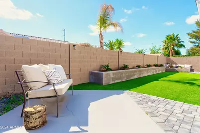 3207 E Wescott Drive, Phoenix, AZ 85050 - Photo 34