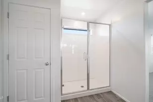 13370 W Eagle Feather Rd, Peoria, AZ 85383 - Photo 16