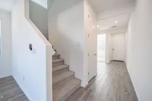 13370 W Eagle Feather Rd, Peoria, AZ 85383 - Photo 6