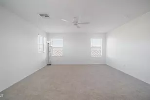 13370 W Eagle Feather Rd, Peoria, AZ 85383 - Photo 12