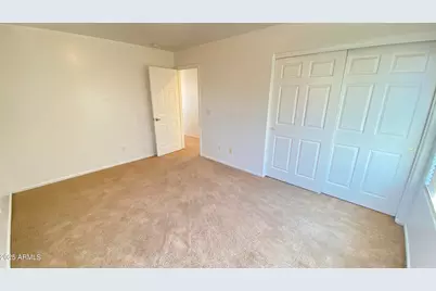 7425 W Crown King Road, Phoenix, AZ 85043 - Photo 18