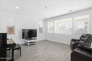 2327 E Ridgewood Ln, Gilbert, AZ 85298 - Photo 12