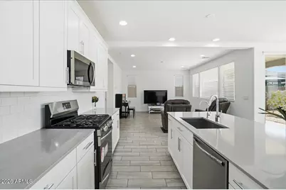 2327 E Ridgewood Lane, Gilbert, AZ 85298 - Photo 6