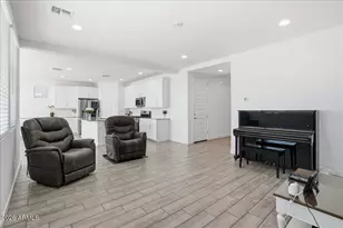 2327 E Ridgewood Ln, Gilbert, AZ 85298 - Photo 14