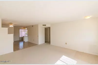 17428 N Horseshoe Lane, Sun City, AZ 85373 - Photo 4