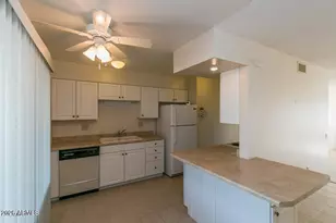 17428 N Horseshoe Ln, Sun City, AZ 85373 - Photo 8