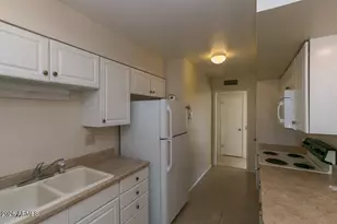 17428 N Horseshoe Ln, Sun City, AZ 85373 - Photo 10