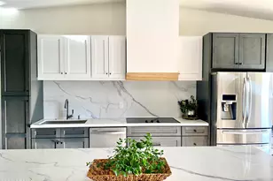 15602 N 37th St, Phoenix, AZ 85032 - Photo 10