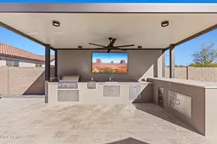 8401 N 186th Ave, Waddell, AZ 85355 - Photo 40