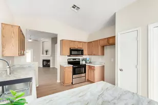 9426 W Cinnabar Ave, Peoria, AZ 85345 - Photo 10