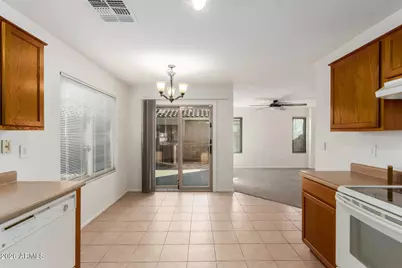 16039 N 165th Lane, Surprise, AZ 85388 - Photo 14