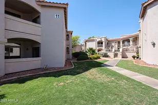 9151 W Greenway Rd, Peoria, AZ 85381 - Photo 34