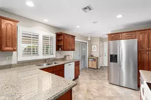 18811 N Ginger Dr, Sun City West, AZ 85375 - Photo 16