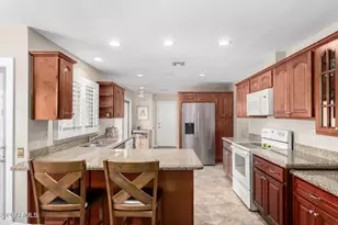 18811 N Ginger Dr, Sun City West, AZ 85375 - Photo 14