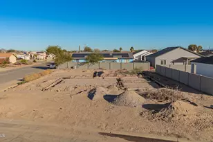 9166 W Swansea Dr, Arizona City, AZ 85123 - Photo 1