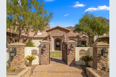 4838 E Palomino Road, Phoenix, AZ 85018 - Photo 10