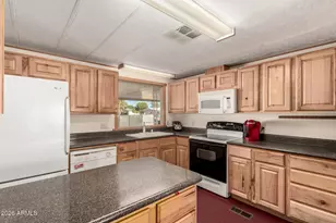 1538 E Hartford Ave, Phoenix, AZ 85022 - Photo 10