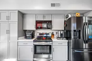 2133 E Evans Dr, Phoenix, AZ 85022 - Photo 12