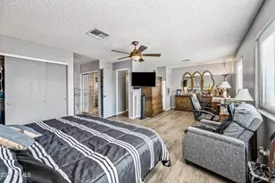 2133 E Evans Dr, Phoenix, AZ 85022 - Photo 32