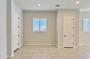 337 W Glacier Bay Dr, San Tan Valley, AZ 85140 - Photo 4