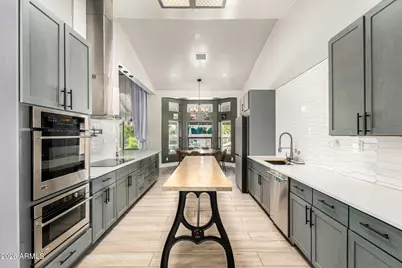 18008 N 75th Avenue, Glendale, AZ 85308 - Photo 10