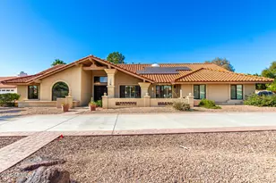 18008 N 75th Ave, Glendale, AZ 85308 - Photo 2